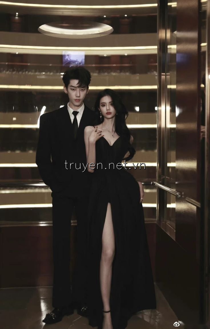 Tôi Và Phản Diện Diễn Kịch... Rồi Diễn Luôn Thật